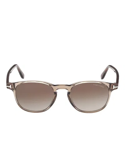 Tom Ford Round Frame Sunglasses In Brown