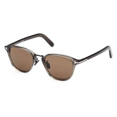 Tom Ford Roviex Square Sunglasses Ft1049-d 20j 50 In Brown