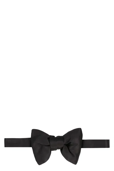 Tom Ford Satin Bow Tie In Black