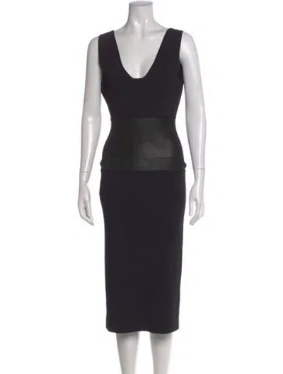 Pre-owned Tom Ford Scoop Neck Midi Length Dress In Black