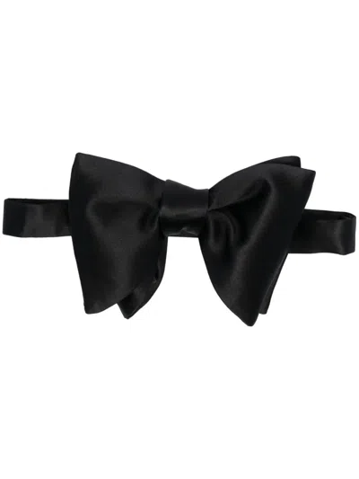 Tom Ford Textured Silk Bow Tie In Black