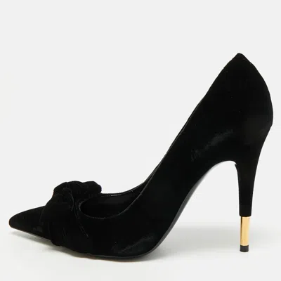 Pre-owned Tom Ford Size 39 Black Velvet Bow Pointed Toe Pumps
