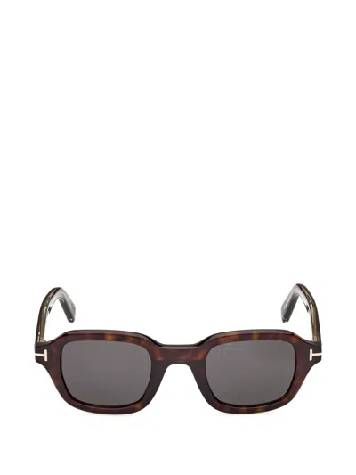 Tom Ford 46mm Small Square Sunglasses In Brown