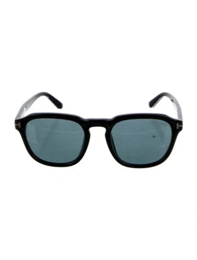 Pre-owned Tom Ford Square Tinted Sunglasses In Black
