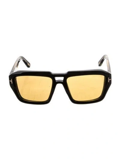 Pre-owned Tom Ford Square Tinted Sunglasses In Black