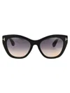 TOM FORD TOM FORD SQUARED SUNGLASSES FT0940 01 B