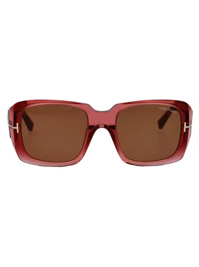 Tom Ford Squared Sunglasses Ft1035 72 E In Red