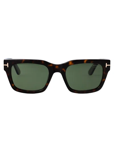 Tom Ford Squared Sunglasses Ft1333 52 R In Purple