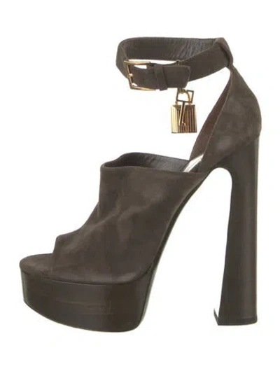 Pre-owned Tom Ford Suede Sandals In Brown