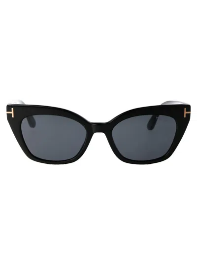Tom Ford Sunglasses In 01a Nero Lucido / Fumo