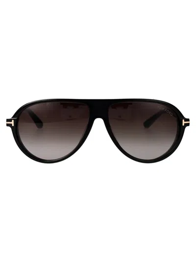Tom Ford Aviator Sunglasses Ft1023 01 B In 01b Nero Lucido / Fumo Grad