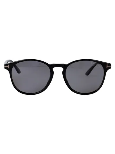 Tom Ford Sunglasses In 01d Nero Lucido / Fumo Polar