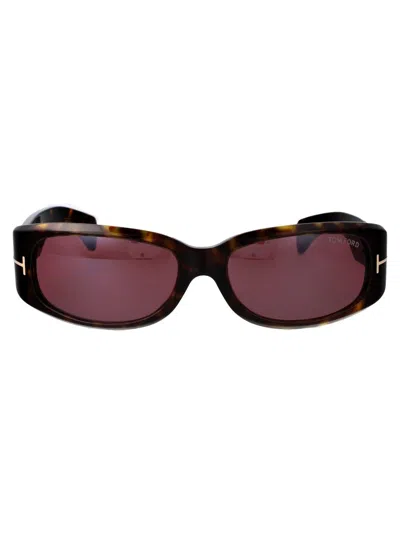 Tom Ford Sunglasses In 52s Havana