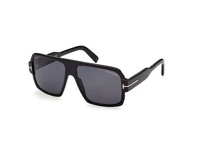 Pre-owned Tom Ford Sunglasses Ft0933 Camden 01a Black Smoke Man In Gray