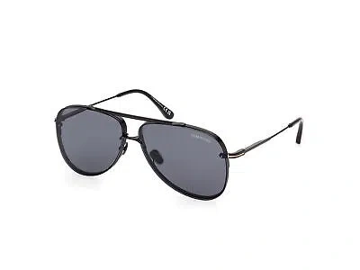 Pre-owned Tom Ford Sunglasses Ft1071 Leon 01a Black Smoke Man In Gray
