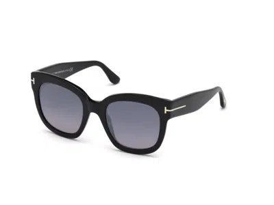 Tom Ford Sunglasses In Glossy Black/smoke Mirrored