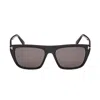 Tom Ford Vincent 56mm Pilot Sunglasses In Nero/grigio
