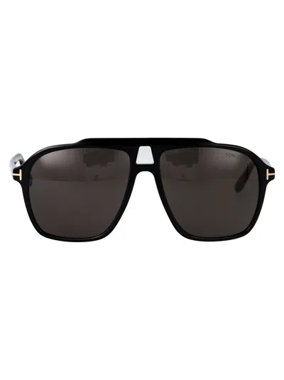 Tom Ford Autari Ft1209 01a