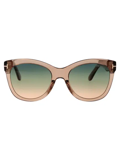 Tom Ford Wallace Ft0870 45p In Brown