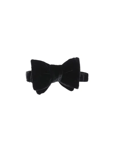 TOM FORD VELVET BOW TIE