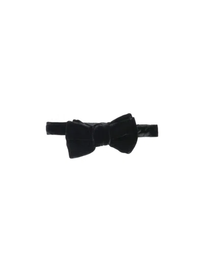Tom Ford Velvet Bow Tie In Black