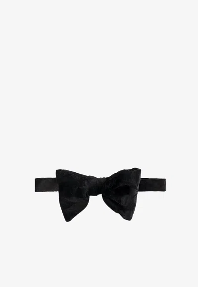 Tom Ford Velvet Bowtie In Black