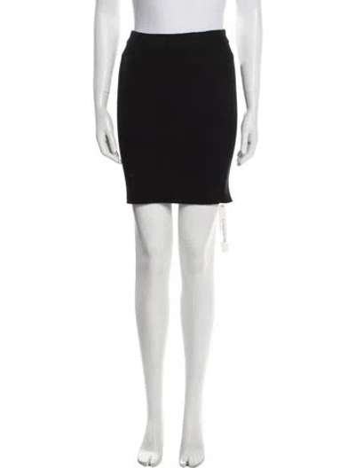 Pre-owned Tom Ford Virgin Wool Mini Skirt In Black