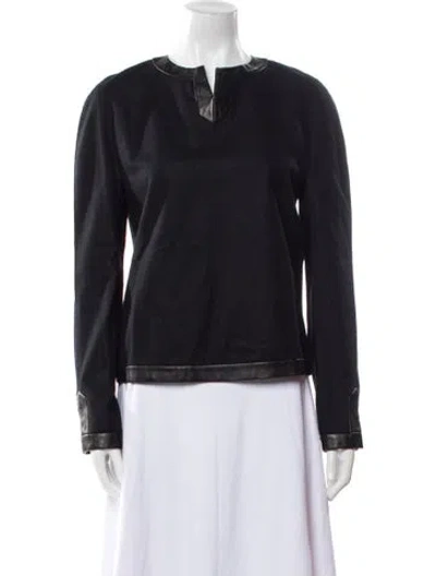 Pre-owned Tom Ford Virgin Wool V-neck Blouse In Black