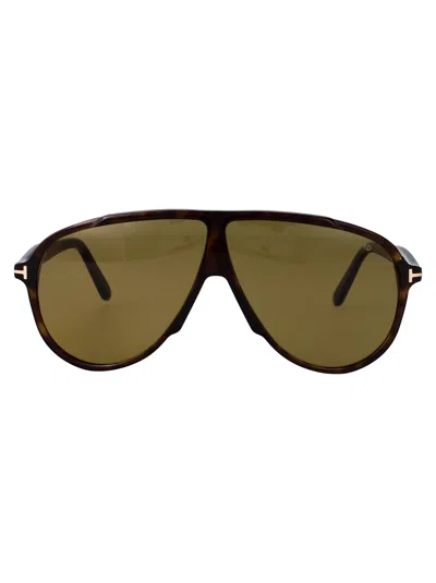 Tom Ford Eyewear Oversized Pilot Frame Sunglasses In Brown