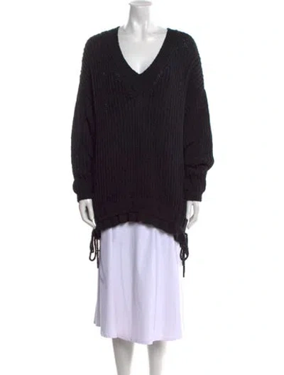 Pre-owned Tom Ford V-neck Sweater In Black