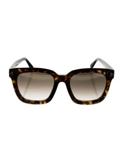 Pre-owned Tom Ford Wayfarer Gradient Sunglasses In Black