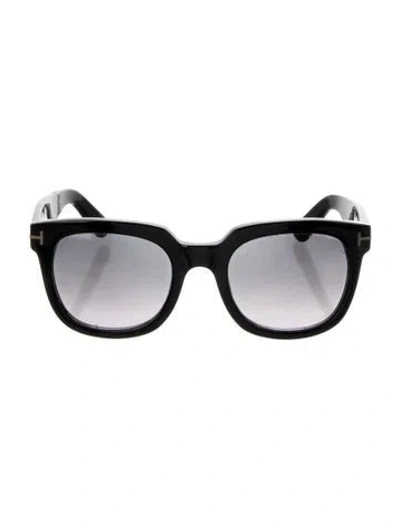 Pre-owned Tom Ford Wayfarer Gradient Sunglasses In Black
