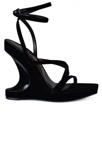 Tom Ford Leather Ankle-strap Wedge Sandals In Black