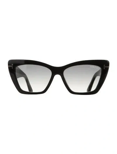 Pre-owned Tom Ford Wyatt Cat-eye Sunglasses In Black