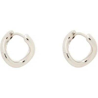 Tom Wood River Huggie Earrings In S925