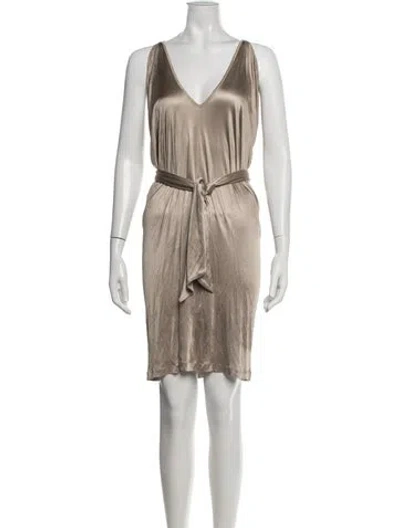 Pre-owned Tomas Maier V-neck Knee-length Dress In Neutral