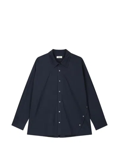 Tomboy Diagonal Button-fastening Shirt In Blue