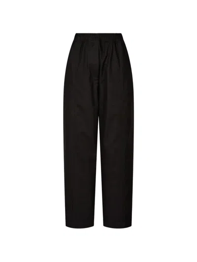 Tomboy Elasticated-waist Cotton-twill Tapered Trousers In Black
