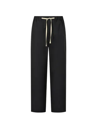 Tomboy Relaxed Trousers In Black