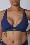Tomboyx Rib Wireless Plunge Bra In Blue