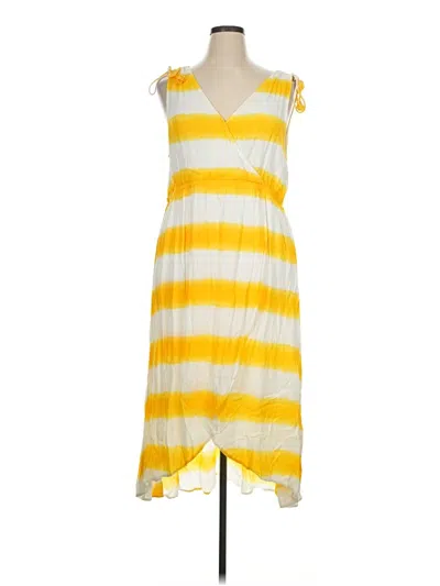 Pre-owned Tommy Bahama Casual Dress In Yellow