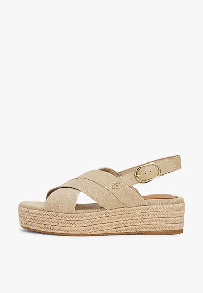 Tommy Hilfiger _ In Sand