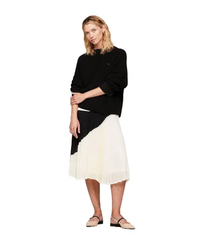 Tommy Hilfiger A Half-length Skirt With Pleated Horns. In Multicolor