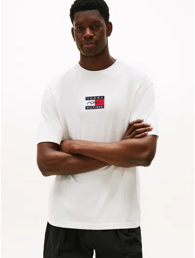 Tommy Hilfiger Apxgp Collection Flag Graphic T In White