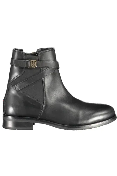 Tommy Hilfiger Chic Black Ankle Boots With Contrasting Zip Detail