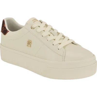 Tommy Hilfiger Brighs Sneaker In White