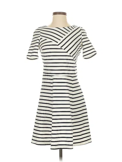 Pre-owned Tommy Hilfiger Casual Dress In White