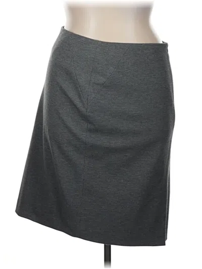 Pre-owned Tommy Hilfiger Casual Skirt In Gray