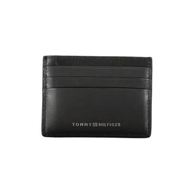 Tommy Hilfiger Chic Black Leather Card Holder With Contrast Detailing