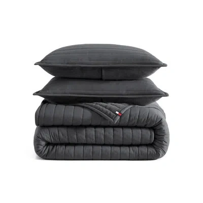 Tommy Hilfiger Classic Comfort Rerversible Grey Quilt Set In Gray